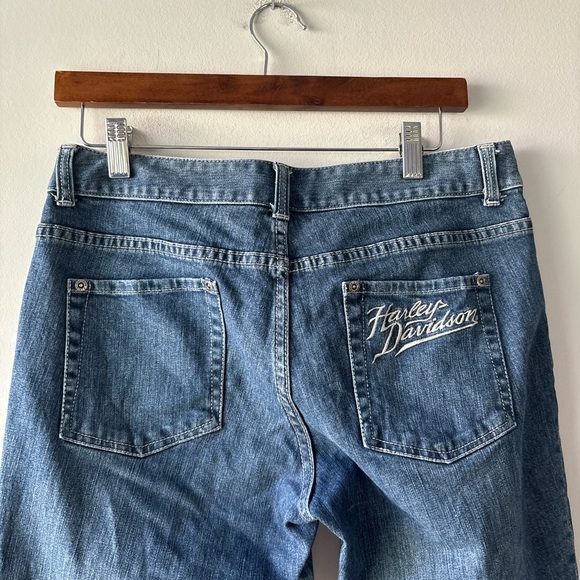 Harley-Davidson women’s capri pants in color blue  size 8 - Picture 4 of 5